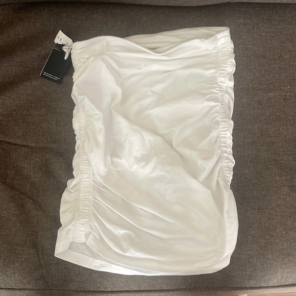 WHITE MALIBU SKIRT!!! - Picture 1 of 4
